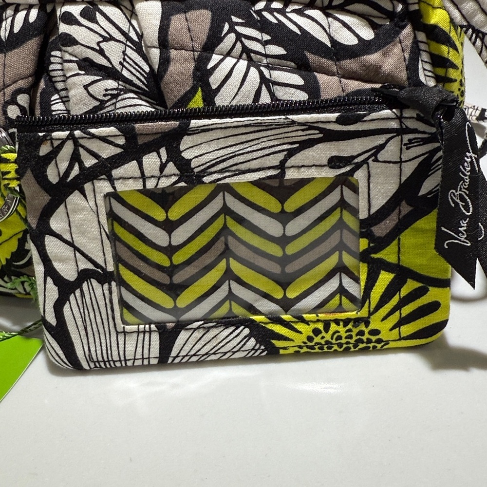 2 PIECE NEW Set VERA BRADLEY Citron Crossbody & Zip ID Case, Black/Neon Yellow - Picture 3 of 10